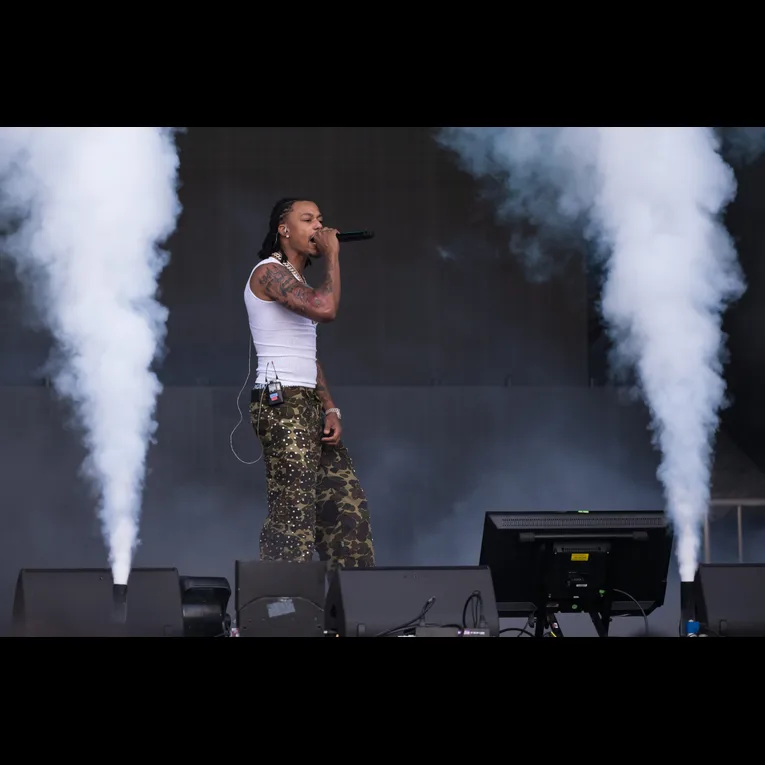 Skilla Baby live on stage — The Price of Fame Tour
