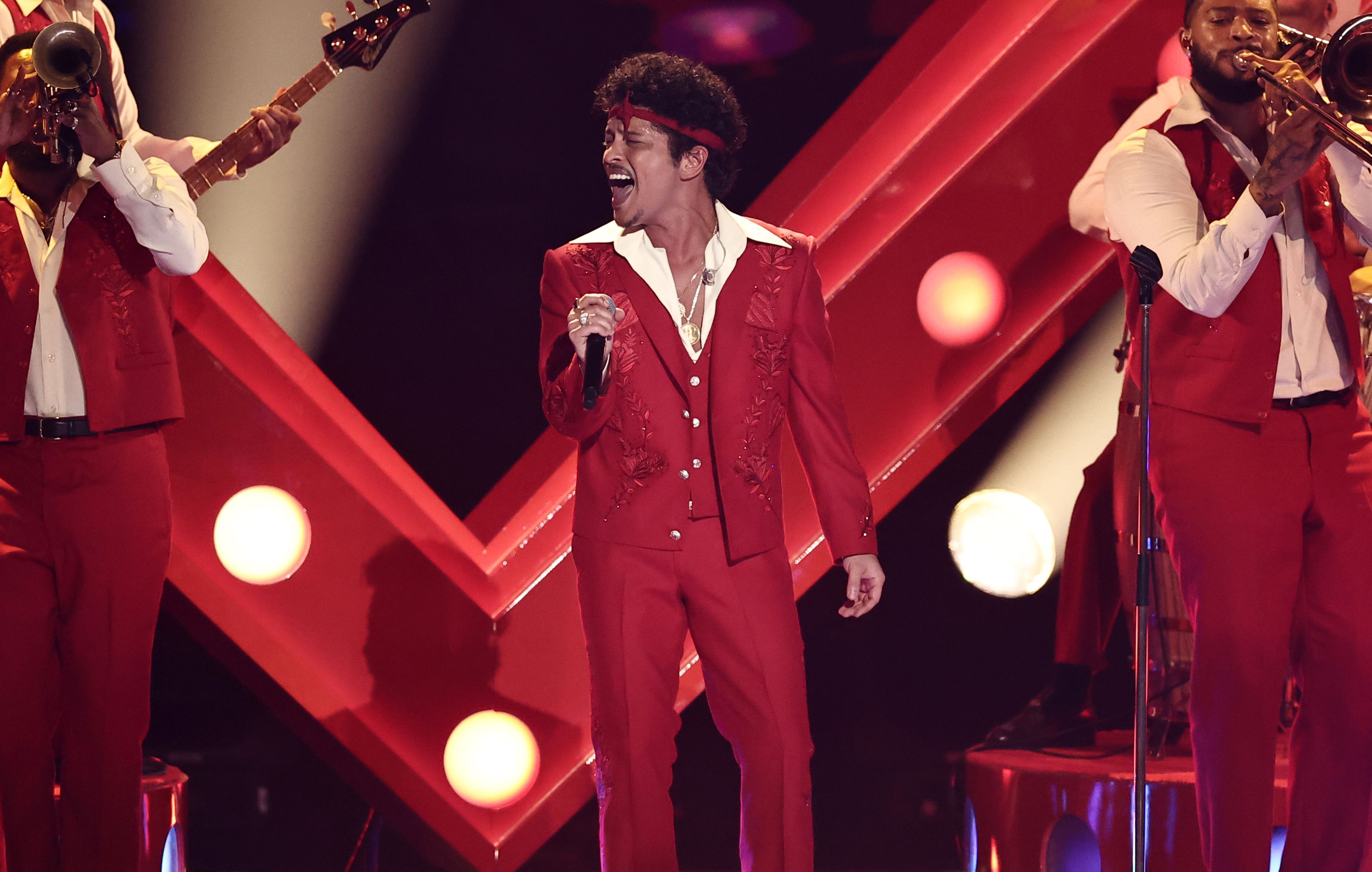 Bruno Mars performing with his band at the 2026 Grammy Awards.